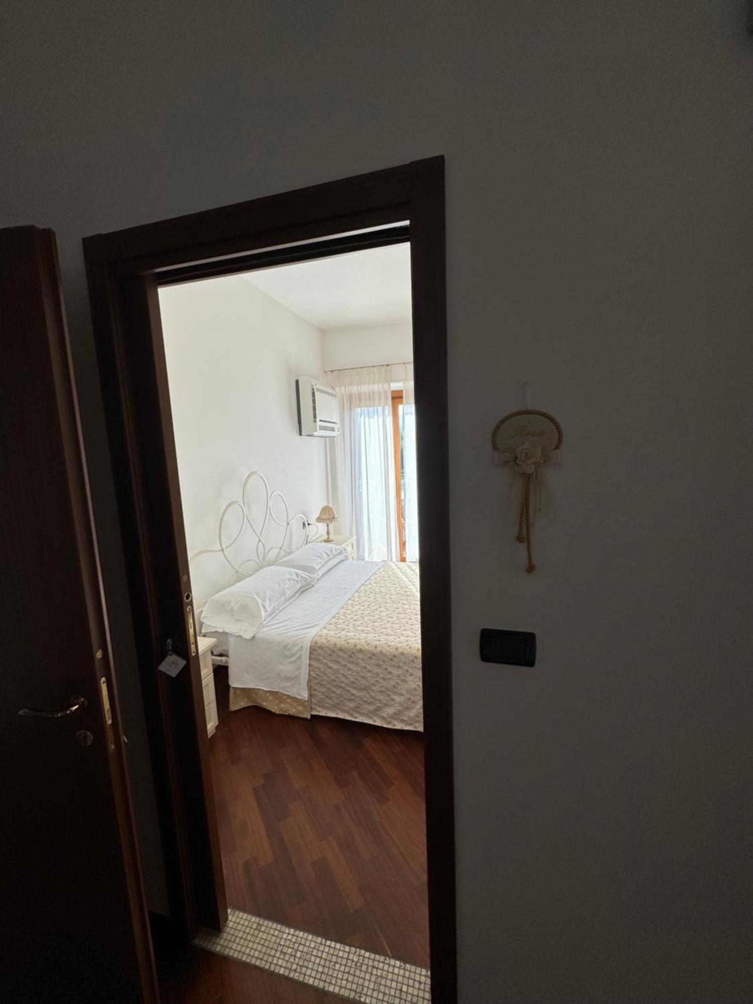 Villa Emilia ฟอสซาเชเซีย ภายนอก รูปภาพ