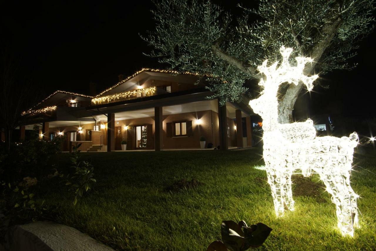 Villa Emilia ฟอสซาเชเซีย ภายนอก รูปภาพ