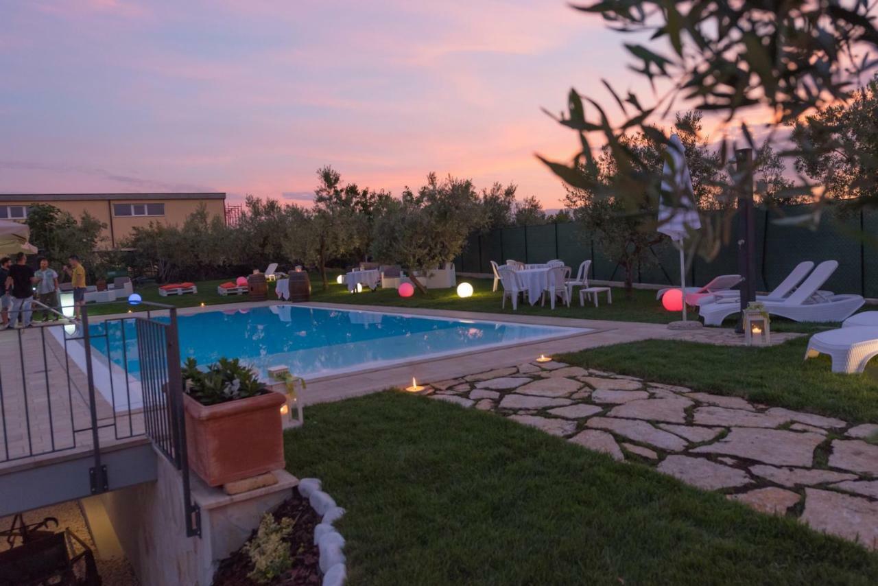 Villa Emilia ฟอสซาเชเซีย ภายนอก รูปภาพ