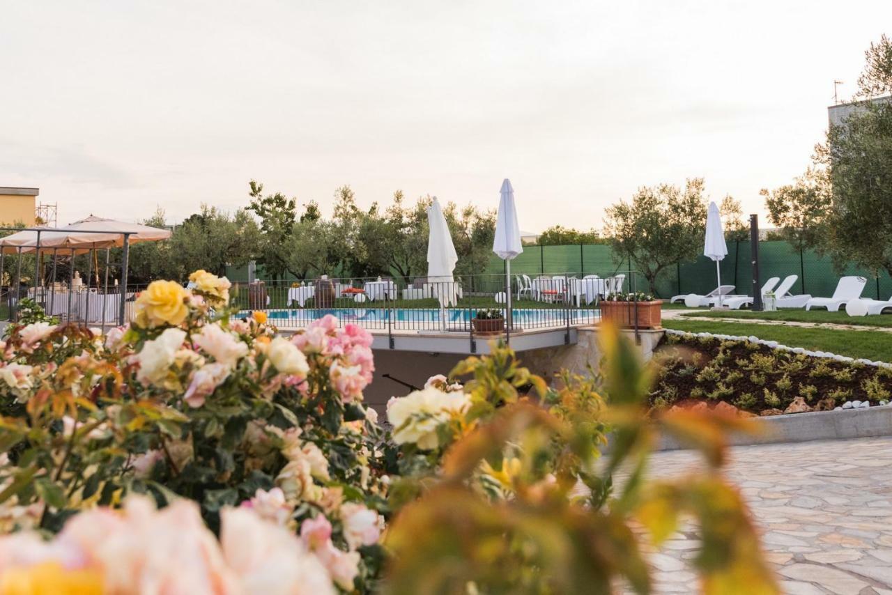 Villa Emilia ฟอสซาเชเซีย ภายนอก รูปภาพ