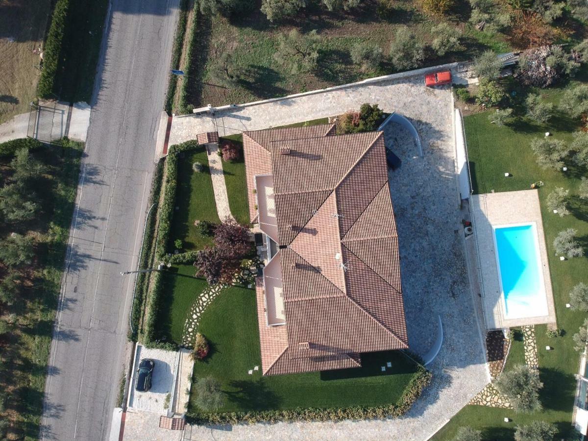 Villa Emilia ฟอสซาเชเซีย ภายนอก รูปภาพ